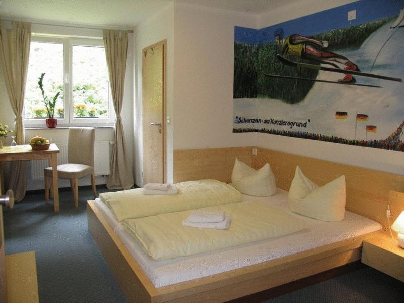 Hotel & Gasthaus Sterngrund Zella-Mehlis Εξωτερικό φωτογραφία