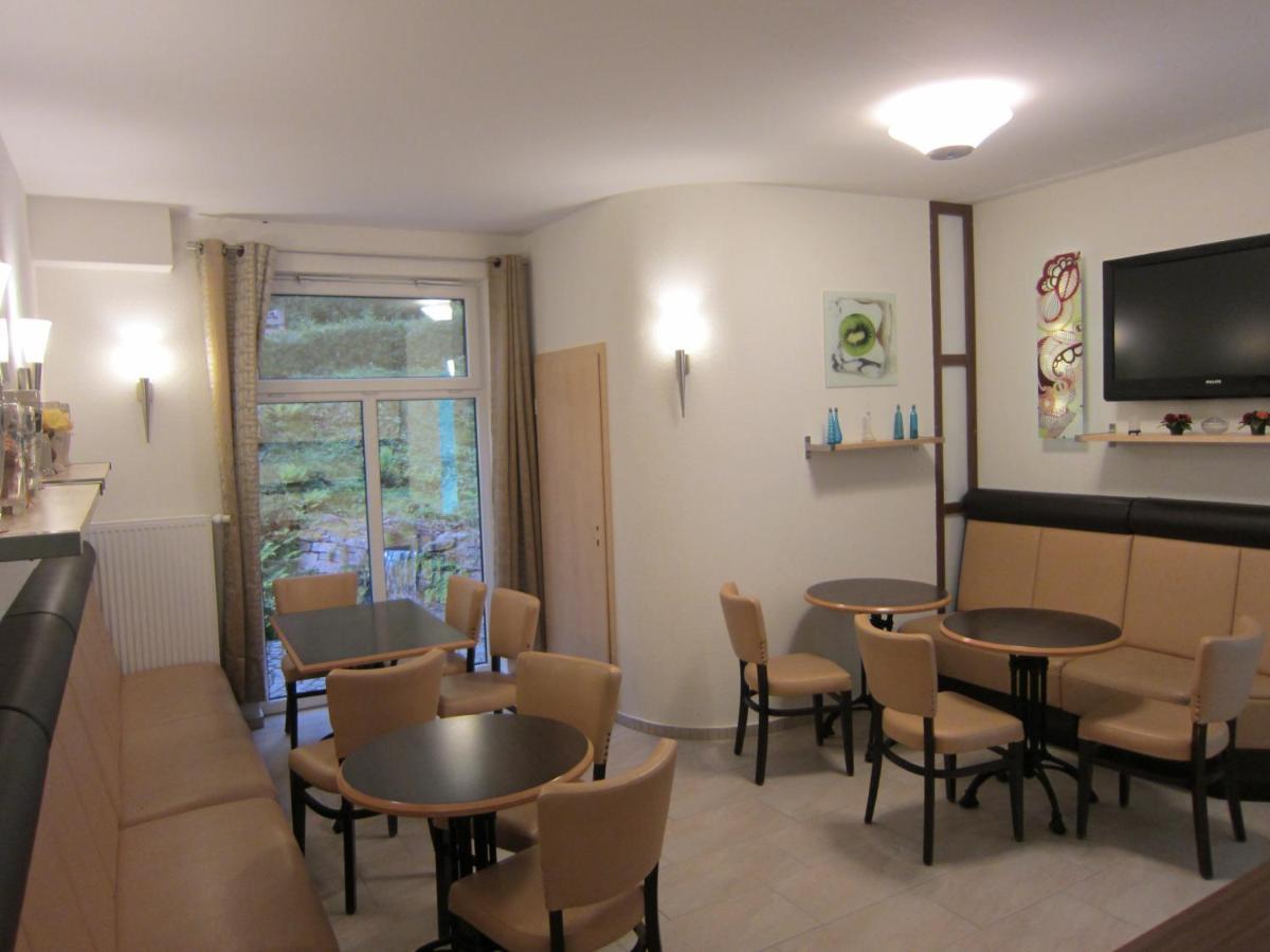 Hotel & Gasthaus Sterngrund Zella-Mehlis Εξωτερικό φωτογραφία