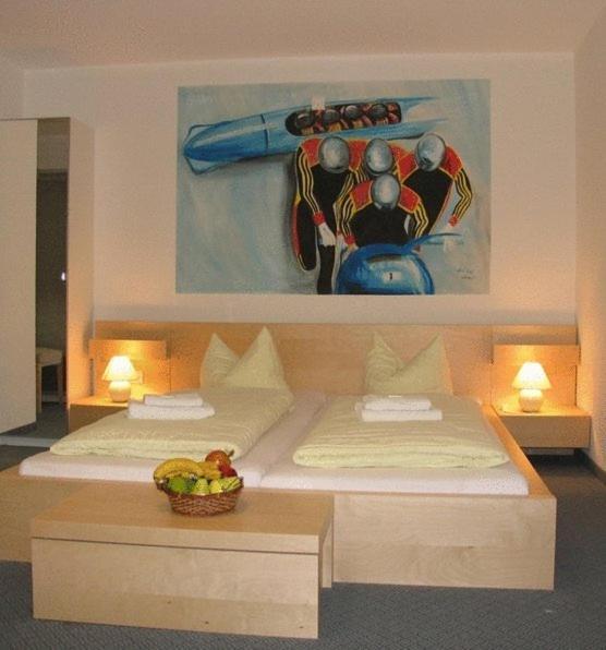 Hotel & Gasthaus Sterngrund Zella-Mehlis Δωμάτιο φωτογραφία